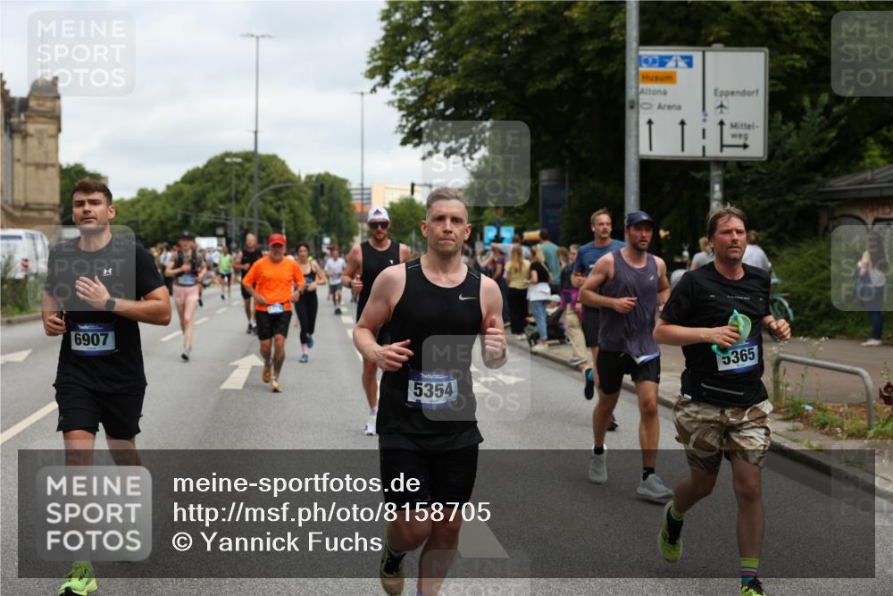 29.06.2025 - hella hamburg halbmarathon Yannick Fuchs http://msf.ph/oto/8158705 29.06.2025 10:58:58 20KM 1062, 1186, 1229, 1842, 1863, 2136, 2698, 3328, 3572, 3663, 3746, 4945, 5354, 5365, 6489, 6590, 6907, 6908, 7271, 7717, 8405, 9986, 10067, 10402, 10824, 10962, 11027, 11556, 12177, 12211, 12212, 12473, 12475, 12781, 13210, 13793, 14022, 14465, 15009, 16344, 16367, 16605, 16770, 16911, 17140, 17441, 17763, 17895, 18196, 18324, 18575, 18577, 18707, 18768 meine-sportfotos.de