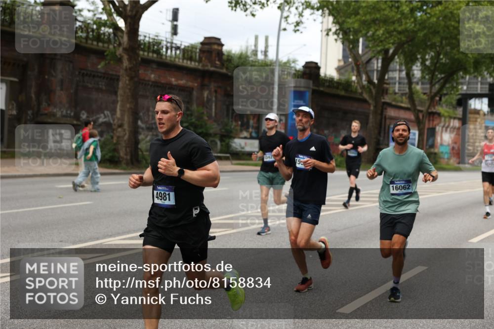29.06.2025 - hella hamburg halbmarathon Yannick Fuchs http://msf.ph/oto/8158834 29.06.2025 10:38:39 20KM 1057, 1220, 1391, 1415, 1468, 1558, 1782, 1902, 1941, 2365, 2402, 2415, 2816, 3004, 3021, 3305, 3907, 4310, 4425, 4981, 4991, 4999, 5231, 5275, 5476, 5624, 5884, 6490, 6903, 7005, 7191, 7322, 8063, 8722, 9081, 9159, 9374, 9444, 9633, 10193, 10596, 10669, 10930, 11346, 11469, 12159, 12554, 12711, 12966, 13123, 13421, 13996, 14667, 14798, 14816, 15185, 15225, 15233, 15280, 15512, 15862, 16062, 16224, 16316, 16506, 16893, 17097, 17251, 17729, 17748, 18560, 18806, 19207 meine-sportfotos.de