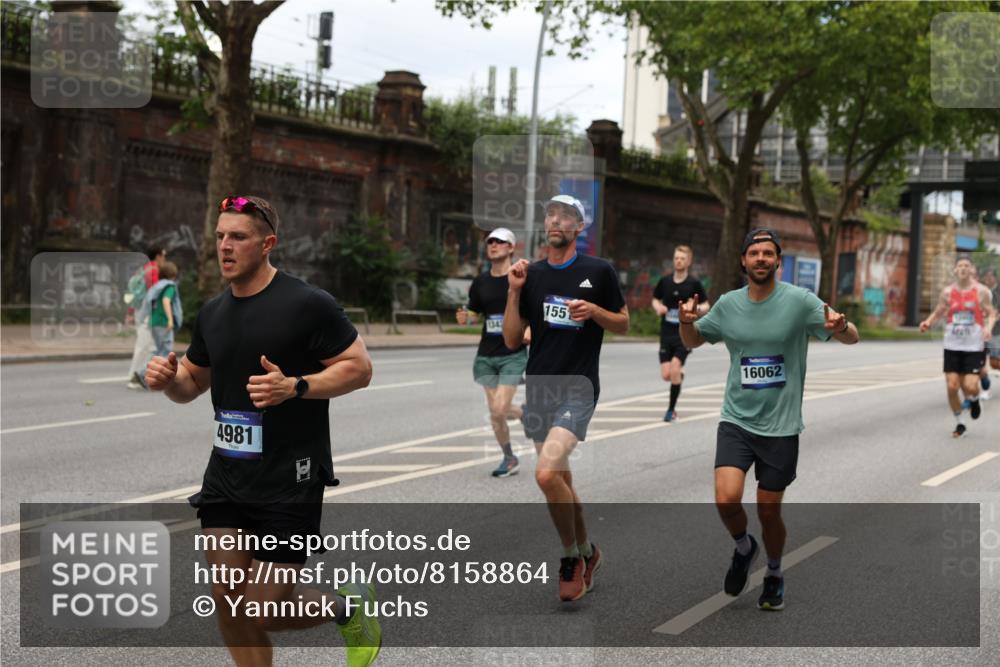 29.06.2025 - hella hamburg halbmarathon Yannick Fuchs http://msf.ph/oto/8158864 29.06.2025 10:38:39 20KM 1057, 1220, 1391, 1415, 1468, 1558, 1782, 1902, 1941, 2365, 2402, 2415, 2816, 3004, 3021, 3305, 3907, 4310, 4425, 4981, 4991, 4999, 5231, 5275, 5476, 5624, 5884, 6490, 6903, 7005, 7191, 7322, 8063, 8722, 9081, 9159, 9374, 9444, 9633, 10193, 10596, 10669, 10930, 11346, 11469, 12159, 12554, 12711, 12966, 13123, 13421, 13996, 14667, 14798, 14816, 15185, 15225, 15233, 15280, 15512, 15862, 16062, 16224, 16316, 16506, 16893, 17097, 17251, 17729, 17748, 18560, 18806, 19207 meine-sportfotos.de