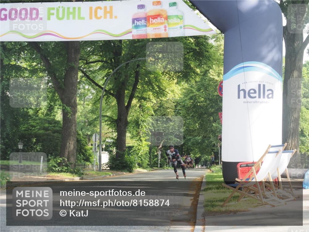 29.06.2025 - hella hamburg halbmarathon KatJ http://msf.ph/oto/8158874 29.06.2025 09:06:11 Zwischen KM18-KM19  meine-sportfotos.de
