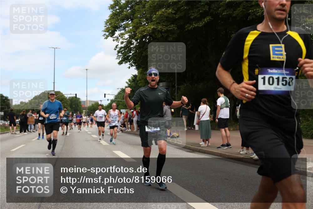 29.06.2025 - hella hamburg halbmarathon Yannick Fuchs http://msf.ph/oto/8159066 29.06.2025 11:17:06 20KM 1072, 1349, 1401, 1755, 1963, 2306, 2478, 2688, 2993, 3770, 5395, 5412, 5939, 6303, 6784, 6785, 6874, 6939, 8206, 8207, 8327, 9556, 10158, 10880, 11756, 14510, 14512, 14793, 14821, 15324, 15619, 15767, 16511, 17335, 17885, 18060, 18962 meine-sportfotos.de