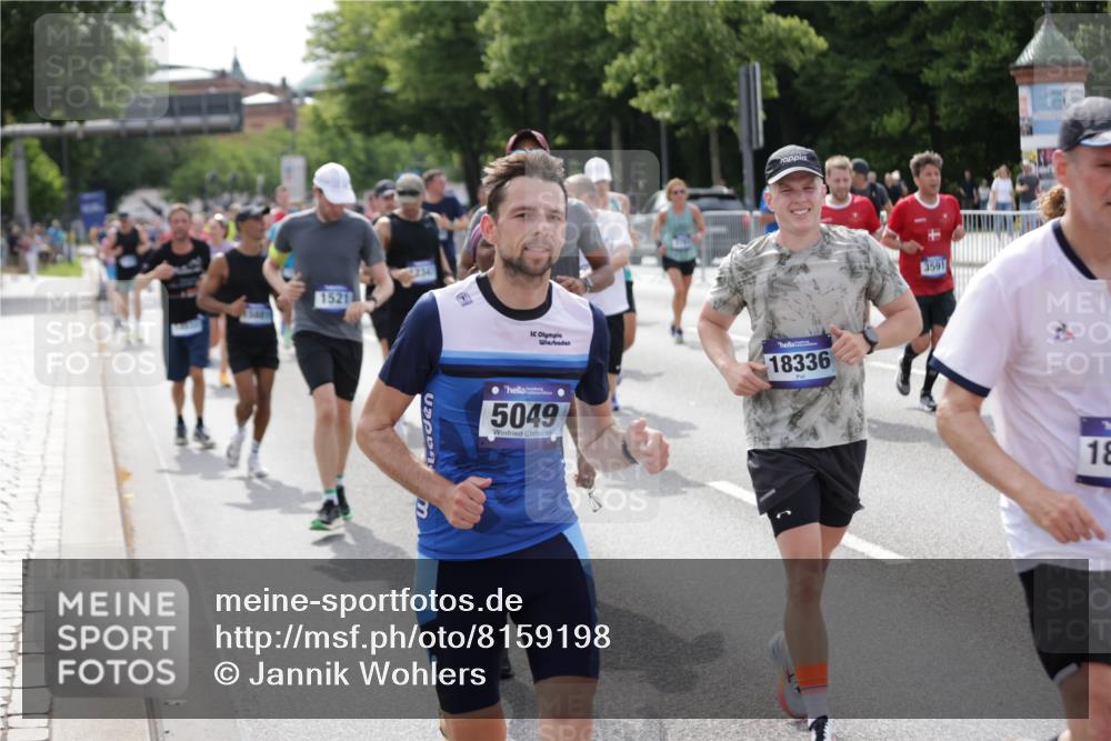 29.06.2025 - hella hamburg halbmarathon Jannik Wohlers http://msf.ph/oto/8159198 29.06.2025 10:18:19 Lombardsbrücke 1234, 1521, 2703, 2781, 2821, 3202, 3529, 3591, 3592, 4383, 4802, 5049, 5264, 5266, 5834, 5910, 6533, 7051, 7121, 7214, 7454, 8665, 9276, 9505, 9549, 9658, 10172, 10467, 10502, 10856, 11020, 12239, 12347, 12541, 12548, 12552, 12703, 12847, 12890, 14023, 14247, 14294, 14332, 14532, 14627, 14760, 14966, 14967, 15138, 15208, 15402, 15436, 15749, 15881, 16196, 16451, 17027, 17030, 17052, 17490, 17567, 18246, 18336, 18456 meine-sportfotos.de