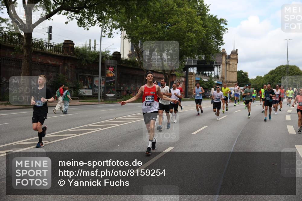 29.06.2025 - hella hamburg halbmarathon Yannick Fuchs http://msf.ph/oto/8159254 29.06.2025 10:38:41 20KM 1057, 1220, 1391, 1415, 1468, 1558, 1782, 1902, 1941, 2365, 2402, 2415, 2816, 3004, 3021, 3305, 3907, 4310, 4425, 4981, 4991, 4999, 5231, 5275, 5476, 5624, 5884, 6490, 6903, 7005, 7191, 7322, 8063, 8722, 9159, 9374, 9444, 9633, 10193, 10596, 10930, 11469, 12159, 12554, 12711, 12966, 13123, 13421, 13996, 14351, 14667, 14798, 14816, 15185, 15225, 15233, 15280, 15512, 15862, 16062, 16224, 16316, 16506, 16893, 17097, 17251, 17729, 17748, 18560, 18806, 19207 meine-sportfotos.de