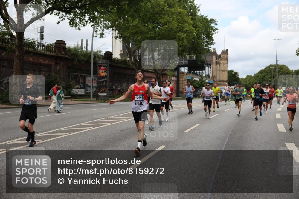29.06.2025 - hella hamburg halbmarathon Yannick Fuchs http://msf.ph/oto/8159272 29.06.2025 10:38:41 20KM 1057, 1220, 1391, 1415, 1468, 1558, 1782, 1902, 1941, 2365, 2402, 2415, 2816, 3004, 3021, 3305, 3907, 4310, 4425, 4981, 4991, 4999, 5231, 5275, 5476, 5624, 5884, 6490, 6903, 7005, 7191, 7322, 8063, 8722, 9159, 9374, 9444, 9633, 10193, 10596, 10930, 11469, 12159, 12554, 12711, 12966, 13123, 13421, 13996, 14351, 14667, 14798, 14816, 15185, 15225, 15233, 15280, 15512, 15862, 16062, 16224, 16316, 16506, 16893, 17097, 17251, 17729, 17748, 18560, 18806, 19207 meine-sportfotos.de