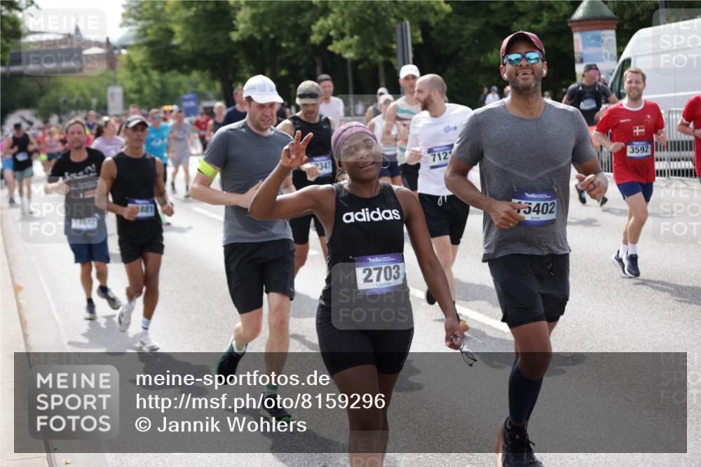 29.06.2025 - hella hamburg halbmarathon Jannik Wohlers http://msf.ph/oto/8159296 29.06.2025 10:18:20 Lombardsbrücke 1349, 1521, 2703, 2781, 2821, 3202, 3529, 3591, 3592, 4383, 4802, 5049, 5264, 5266, 5834, 5910, 6533, 7051, 7121, 7214, 7454, 8665, 9276, 9505, 9549, 10172, 10467, 10502, 10856, 11020, 12239, 12347, 12541, 12548, 12552, 12703, 12890, 14023, 14247, 14294, 14332, 14532, 14627, 14760, 14966, 14967, 15138, 15208, 15402, 15436, 15657, 15749, 15881, 16196, 16451, 17027, 17030, 17052, 17490, 17567, 18246, 18336, 18456 meine-sportfotos.de