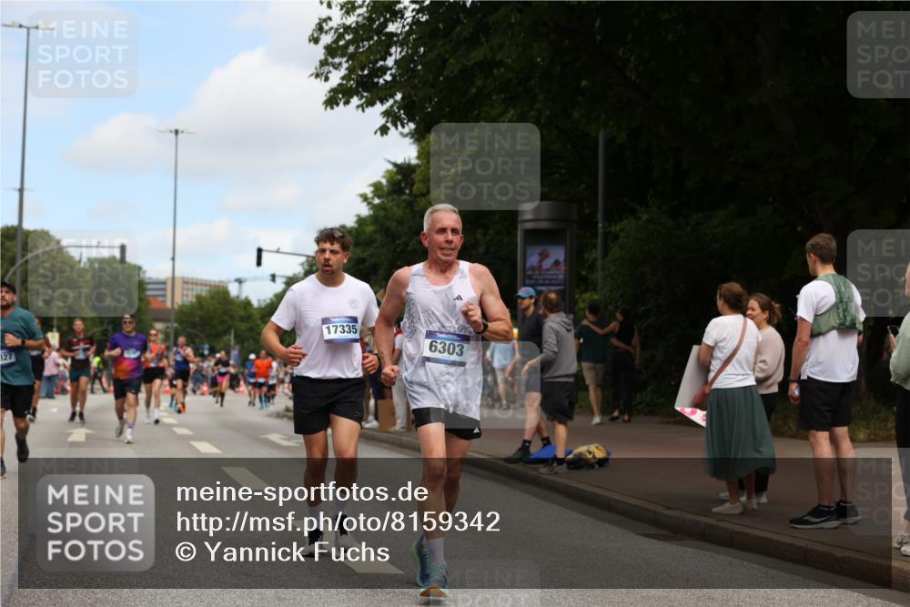 29.06.2025 - hella hamburg halbmarathon Yannick Fuchs http://msf.ph/oto/8159342 29.06.2025 11:17:08 20KM 1072, 1349, 1401, 1755, 1963, 2306, 2478, 2688, 2993, 3464, 3466, 5395, 5412, 5939, 6303, 6784, 6785, 6874, 6939, 7115, 8206, 8207, 8327, 9301, 9556, 10158, 10880, 11756, 14510, 14512, 14793, 14821, 15619, 15767, 16511, 17147, 17335, 17885, 18060, 18962 meine-sportfotos.de