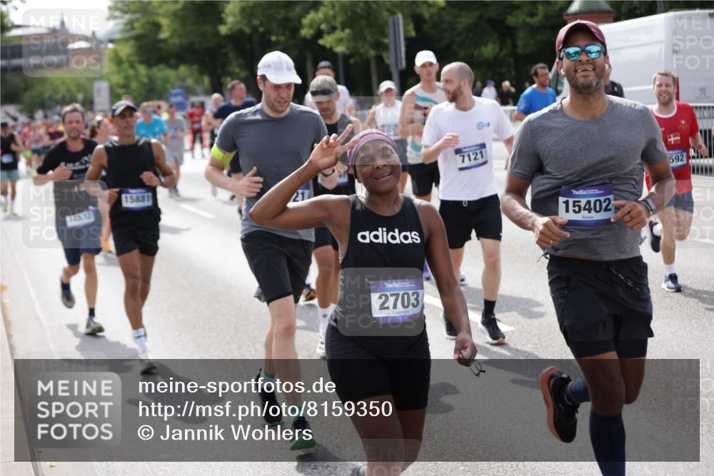 29.06.2025 - hella hamburg halbmarathon Jannik Wohlers http://msf.ph/oto/8159350 29.06.2025 10:18:21 Lombardsbrücke 1349, 1521, 2703, 2781, 2821, 3202, 3529, 3591, 3592, 4802, 5049, 5264, 5266, 5834, 5910, 6413, 7051, 7121, 7214, 7454, 8665, 8780, 9276, 9505, 9549, 10172, 10467, 10502, 10856, 11020, 12239, 12347, 12541, 12548, 12552, 12703, 12890, 14023, 14247, 14294, 14332, 14532, 14627, 14760, 14966, 14967, 15138, 15208, 15402, 15436, 15657, 15749, 15881, 16196, 16451, 17027, 17030, 17052, 17490, 17567, 18246, 18336, 18456 meine-sportfotos.de