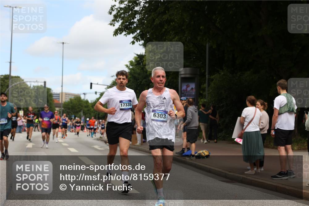 29.06.2025 - hella hamburg halbmarathon Yannick Fuchs http://msf.ph/oto/8159377 29.06.2025 11:17:09 20KM 1072, 1349, 1401, 1755, 1963, 2306, 2688, 2993, 3464, 3466, 5395, 5412, 5939, 6303, 6784, 6785, 6874, 6939, 7114, 7115, 8206, 8207, 8327, 9301, 9556, 10158, 10880, 11756, 14510, 14512, 14793, 14821, 15619, 15767, 16511, 17147, 17335, 17885, 18060, 18611, 18962 meine-sportfotos.de