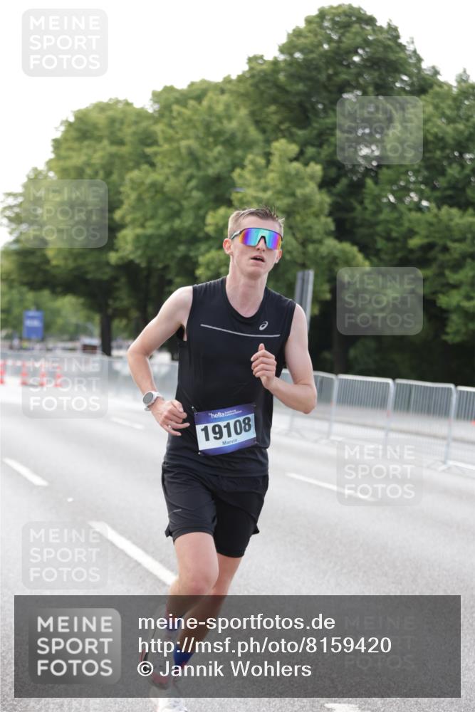 29.06.2025 - hella hamburg halbmarathon Jannik Wohlers http://msf.ph/oto/8159420 29.06.2025 09:39:12 Lombardsbrücke 51, 6699, 11342, 13016, 14932, 15166, 16548, 18694, 18848, 19108 meine-sportfotos.de