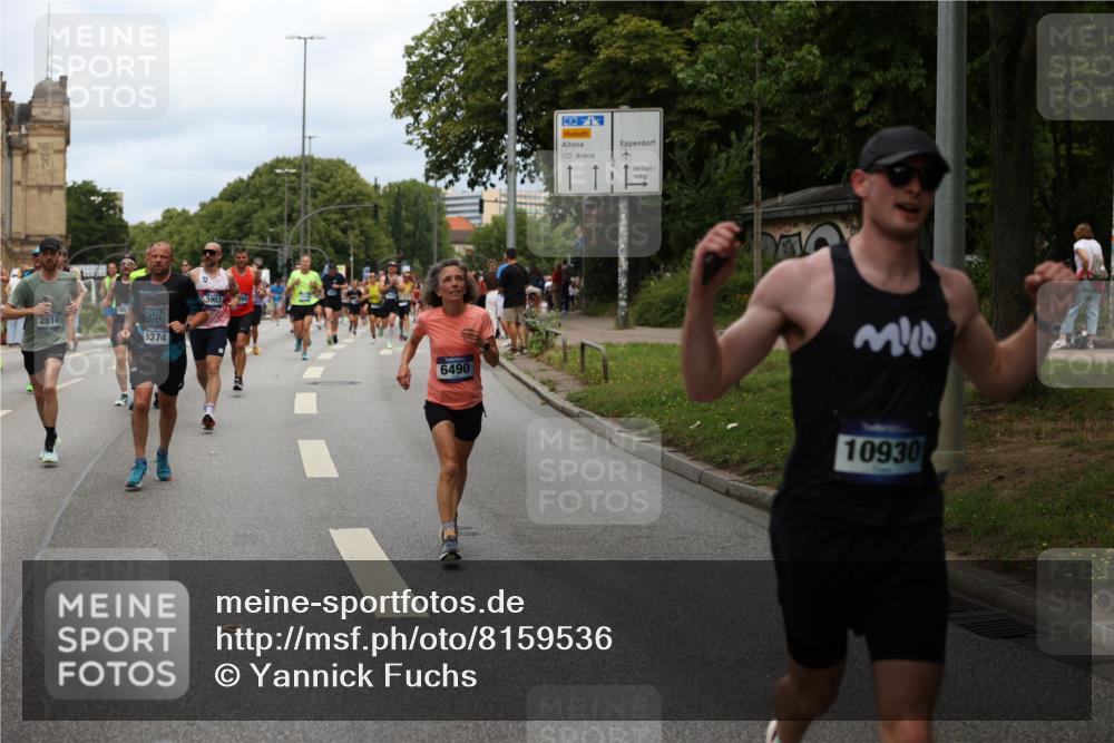 29.06.2025 - hella hamburg halbmarathon Yannick Fuchs http://msf.ph/oto/8159536 29.06.2025 10:38:43 20KM 1057, 1220, 1391, 1415, 1468, 1558, 1782, 1902, 1941, 2365, 2402, 2415, 2816, 3004, 3021, 3305, 3907, 4310, 4991, 4999, 5231, 5275, 5476, 5624, 5884, 6490, 6903, 7005, 7191, 7322, 8722, 9159, 9374, 9444, 9633, 10193, 10596, 10930, 11469, 12159, 12554, 12711, 12966, 13123, 14351, 14667, 14798, 14816, 15185, 15225, 15233, 15280, 15862, 16316, 16506, 16893, 17097, 17251, 17729, 17748, 18560, 18806, 19207 meine-sportfotos.de
