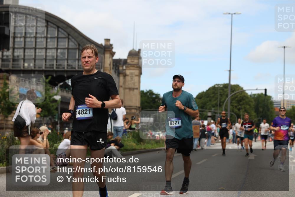 29.06.2025 - hella hamburg halbmarathon Yannick Fuchs http://msf.ph/oto/8159546 29.06.2025 11:17:11 20KM 1072, 1349, 1401, 1755, 1963, 2306, 2351, 2688, 2993, 3464, 3466, 5395, 5412, 5493, 5939, 6303, 6546, 6874, 6939, 7114, 7115, 8206, 8207, 8327, 9301, 9556, 9855, 10158, 10880, 11756, 14510, 14512, 14793, 14821, 15619, 15767, 16511, 17147, 17335, 18060, 18611, 18962 meine-sportfotos.de