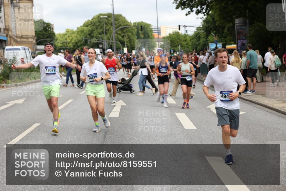 29.06.2025 - hella hamburg halbmarathon Yannick Fuchs http://msf.ph/oto/8159551 29.06.2025 10:59:07 20KM 1186, 1702, 1733, 1863, 2136, 2979, 3328, 3663, 3746, 4307, 4945, 4985, 5354, 5365, 6174, 6489, 6590, 6907, 6908, 7717, 8917, 9526, 10962, 11027, 11784, 11917, 12177, 12211, 12212, 12473, 13210, 13221, 13793, 13932, 14022, 14465, 15915, 16367, 17140, 17441, 17550, 17763, 18196, 18324, 18575, 18577, 18732, 18754, 18768, 18796 meine-sportfotos.de