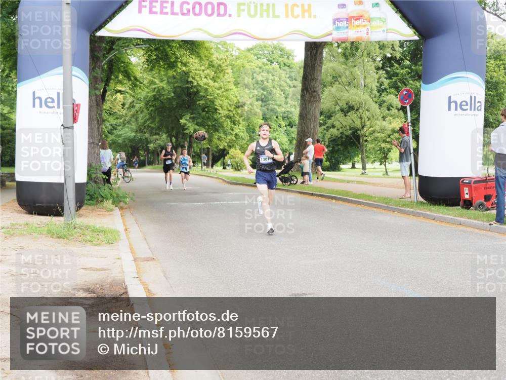 29.06.2025 - hella hamburg halbmarathon MichiJ http://msf.ph/oto/8159567 29.06.2025 10:10:06 Zwischen KM18-KM19 4524 meine-sportfotos.de