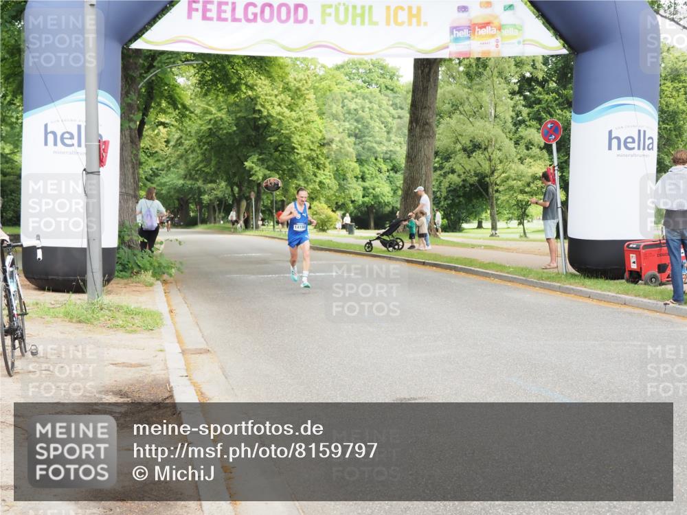 29.06.2025 - hella hamburg halbmarathon MichiJ http://msf.ph/oto/8159797 29.06.2025 10:10:21 Zwischen KM18-KM19  meine-sportfotos.de