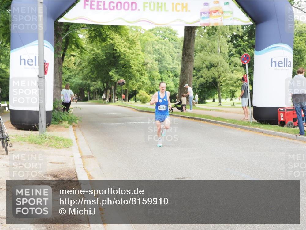 29.06.2025 - hella hamburg halbmarathon MichiJ http://msf.ph/oto/8159910 29.06.2025 10:10:23 Zwischen KM18-KM19 14188 meine-sportfotos.de