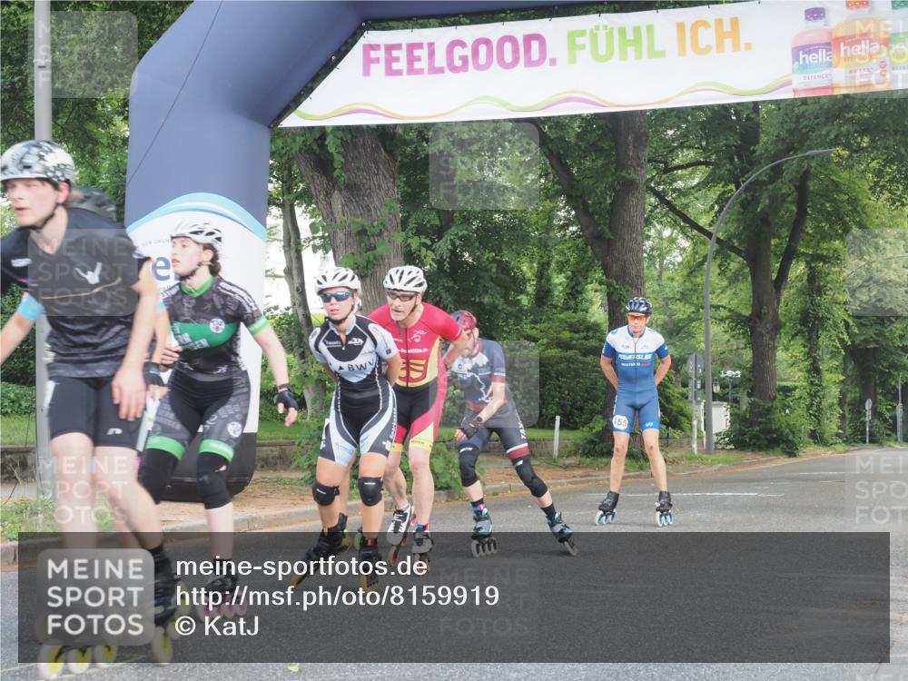29.06.2025 - hella hamburg halbmarathon KatJ http://msf.ph/oto/8159919 29.06.2025 09:07:46 Zwischen KM18-KM19  meine-sportfotos.de