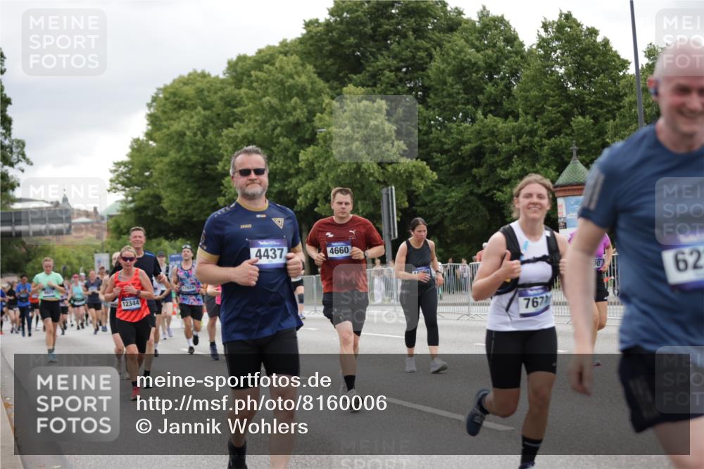 29.06.2025 - hella hamburg halbmarathon Jannik Wohlers http://msf.ph/oto/8160006 29.06.2025 11:02:27 Lombardsbrücke 1302, 1303, 1797, 2360, 3350, 3970, 4437, 4459, 4536, 4537, 4660, 5209, 5687, 5823, 5824, 5827, 6234, 6500, 6579, 6672, 6925, 7671, 8241, 8666, 8868, 8869, 9493, 9568, 9773, 9801, 9836, 9839, 9846, 10410, 10411, 10611, 12160, 12344, 14509, 16132, 16133, 16366, 16396, 16397, 16406, 16429, 16652, 17204, 17924, 18295 meine-sportfotos.de