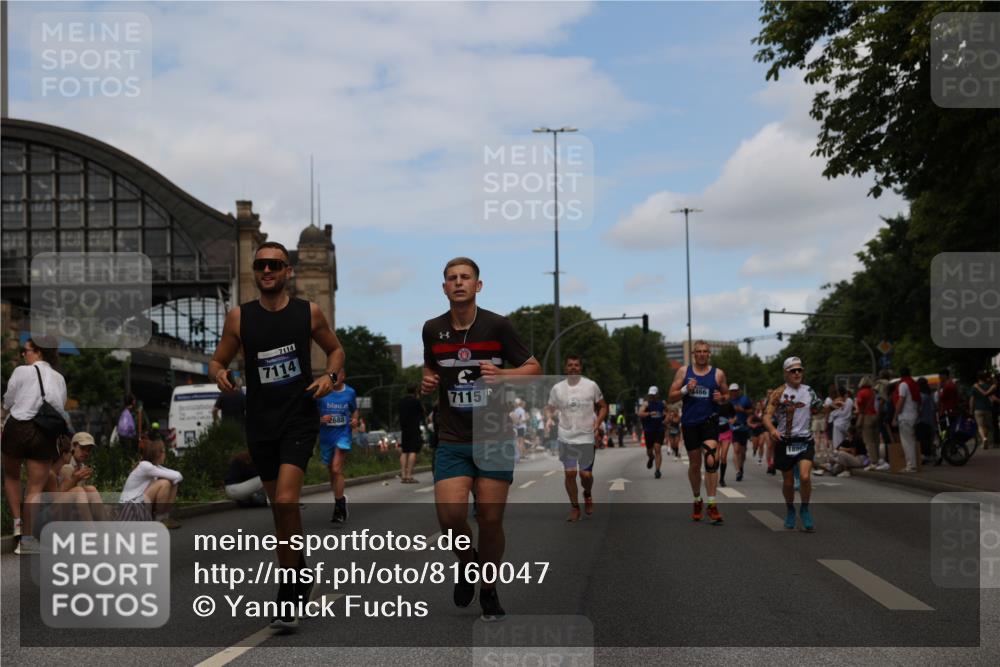 29.06.2025 - hella hamburg halbmarathon Yannick Fuchs http://msf.ph/oto/8160047 29.06.2025 11:17:17 20KM 1072, 1349, 1401, 1963, 2306, 2351, 2529, 2688, 3464, 3466, 5395, 5412, 5493, 5939, 6102, 6303, 6546, 6874, 7114, 7115, 8327, 8387, 8778, 9301, 9556, 9855, 10158, 10880, 11756, 14821, 15767, 16511, 16631, 17147, 17335, 18060, 18611, 18685, 18962 meine-sportfotos.de