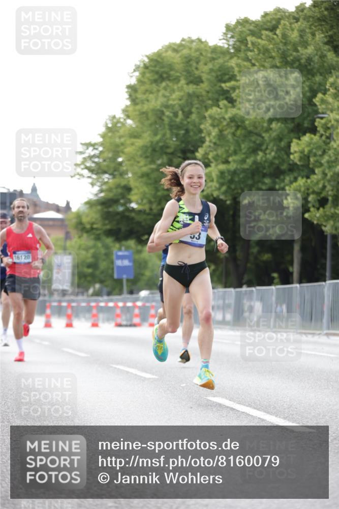 29.06.2025 - hella hamburg halbmarathon Jannik Wohlers http://msf.ph/oto/8160079 29.06.2025 09:39:31 Lombardsbrücke 51, 53, 2144, 3720, 6380, 11678, 14933, 16120, 17402 meine-sportfotos.de