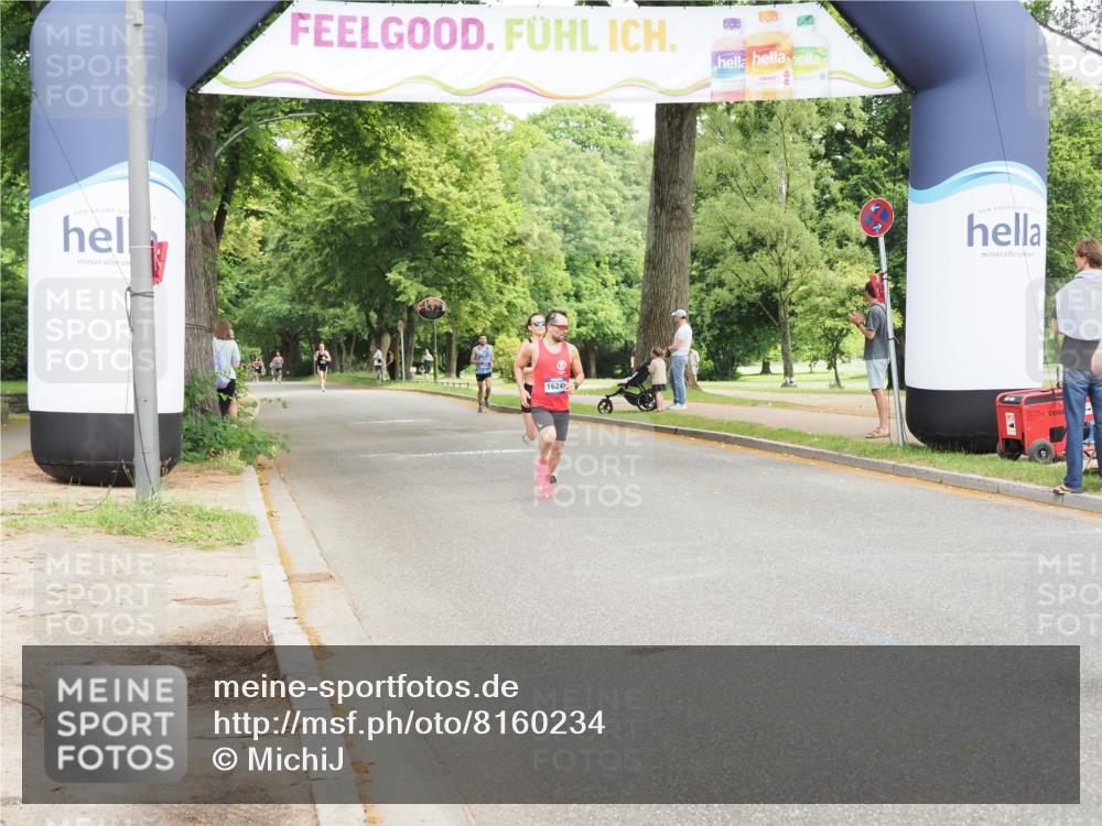 29.06.2025 - hella hamburg halbmarathon MichiJ http://msf.ph/oto/8160234 29.06.2025 10:10:51 Zwischen KM18-KM19 9255 meine-sportfotos.de