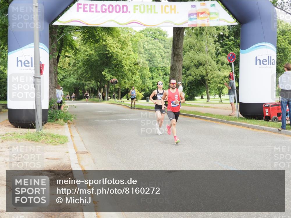 29.06.2025 - hella hamburg halbmarathon MichiJ http://msf.ph/oto/8160272 29.06.2025 10:10:52 Zwischen KM18-KM19 54, 9255 meine-sportfotos.de