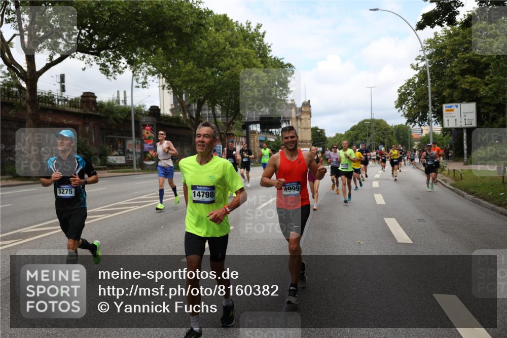 29.06.2025 - hella hamburg halbmarathon Yannick Fuchs http://msf.ph/oto/8160382 29.06.2025 10:38:48 20KM 1057, 1220, 1391, 1415, 1468, 1782, 1902, 1941, 2365, 2402, 2415, 2816, 3004, 3021, 3098, 3305, 3907, 4310, 4691, 4991, 4999, 5231, 5275, 5476, 5884, 6903, 7005, 7191, 7322, 7710, 8722, 8928, 9159, 9444, 10193, 10596, 11469, 12159, 12554, 12711, 13123, 14351, 14667, 14798, 14816, 15185, 15225, 15233, 15280, 16316, 16506, 16893, 17097, 17251, 17729, 17748, 18560, 18806, 19207 meine-sportfotos.de