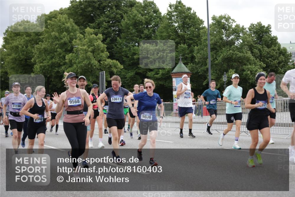 29.06.2025 - hella hamburg halbmarathon Jannik Wohlers http://msf.ph/oto/8160403 29.06.2025 11:02:37 Lombardsbrücke 1182, 2360, 3970, 4012, 4536, 4537, 4660, 5245, 5515, 5687, 5823, 5824, 5855, 5962, 6222, 6223, 6500, 6579, 6672, 6925, 7292, 7354, 7671, 8241, 8814, 8868, 8869, 9176, 9568, 9773, 9801, 9813, 9836, 9839, 10056, 10364, 10611, 10712, 10713, 11045, 11048, 11196, 12160, 12284, 12344, 13099, 13100, 13124, 13563, 13995, 14509, 14663, 14714, 15891, 16132, 16133, 16366, 16406, 16429, 16734, 16842, 17653, 17924, 18033, 18224, 19013 meine-sportfotos.de