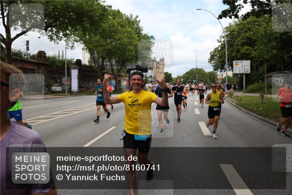 29.06.2025 - hella hamburg halbmarathon Yannick Fuchs http://msf.ph/oto/8160741 29.06.2025 10:38:52 20KM 1057, 1220, 1391, 1468, 1782, 1902, 1941, 2365, 2402, 2415, 3004, 3021, 3098, 3305, 4310, 4691, 4991, 5231, 5476, 5884, 6903, 7191, 7322, 7710, 8722, 8928, 9159, 9444, 10193, 10596, 11469, 12159, 12711, 13123, 13975, 14351, 14667, 14816, 15185, 15225, 15233, 15280, 16316, 16506, 16893, 17097, 17406, 17729, 17748, 18560, 18806, 19207 meine-sportfotos.de