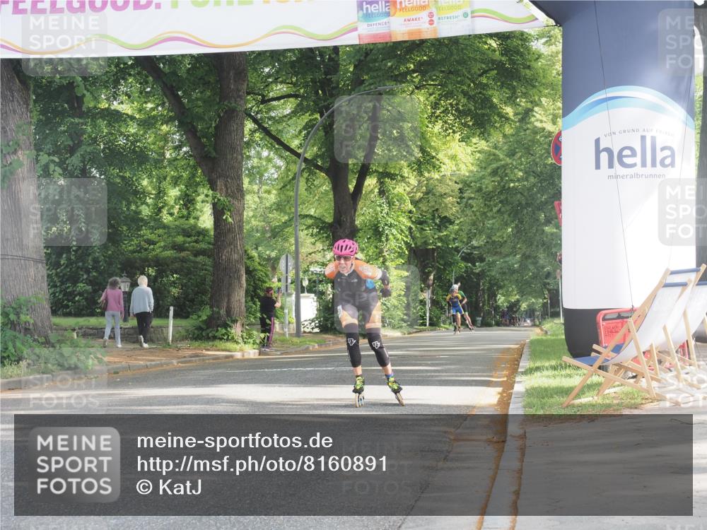 29.06.2025 - hella hamburg halbmarathon KatJ http://msf.ph/oto/8160891 29.06.2025 09:10:26 Zwischen KM18-KM19  meine-sportfotos.de
