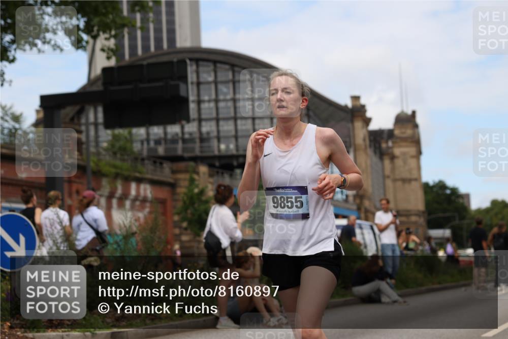 29.06.2025 - hella hamburg halbmarathon Yannick Fuchs http://msf.ph/oto/8160897 29.06.2025 11:17:29 20KM 1419, 1963, 2140, 2306, 2351, 2529, 2688, 3458, 3464, 3466, 4979, 5493, 5939, 6102, 6546, 7114, 7115, 8387, 8778, 9301, 9722, 9855, 11110, 12628, 15445, 15505, 15767, 15952, 15955, 16631, 17080, 17147, 18611, 18685, 18962 meine-sportfotos.de