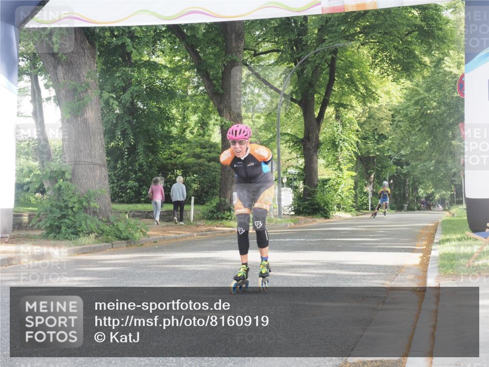 29.06.2025 - hella hamburg halbmarathon KatJ http://msf.ph/oto/8160919 29.06.2025 09:10:27 Zwischen KM18-KM19  meine-sportfotos.de