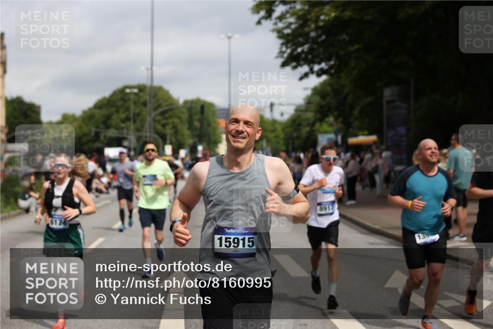 29.06.2025 - hella hamburg halbmarathon Yannick Fuchs http://msf.ph/oto/8160995 29.06.2025 10:59:22 20KM 1249, 1702, 1733, 1781, 1790, 1863, 2782, 2979, 3328, 4227, 4307, 4499, 4985, 5073, 6174, 6489, 6590, 7717, 7760, 8219, 8423, 8917, 8960, 9526, 9736, 9737, 10742, 10781, 11027, 11784, 11917, 12211, 12212, 12473, 13184, 13221, 13481, 13533, 13566, 13932, 14642, 15915, 16989, 17434, 17441, 17550, 18128, 18178, 18324, 18732, 18754, 18796, 19162 meine-sportfotos.de