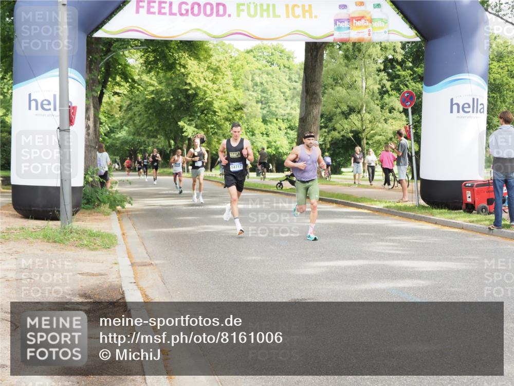 29.06.2025 - hella hamburg halbmarathon MichiJ http://msf.ph/oto/8161006 29.06.2025 10:11:19 Zwischen KM18-KM19 14717 meine-sportfotos.de