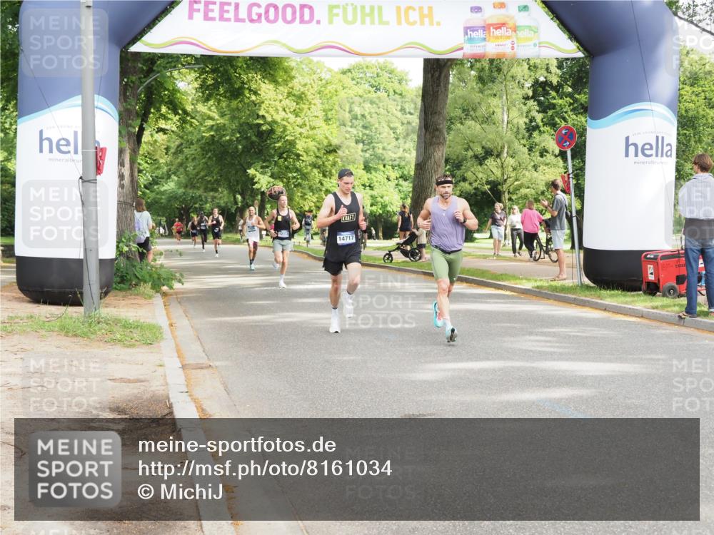 29.06.2025 - hella hamburg halbmarathon MichiJ http://msf.ph/oto/8161034 29.06.2025 10:11:19 Zwischen KM18-KM19 14717 meine-sportfotos.de