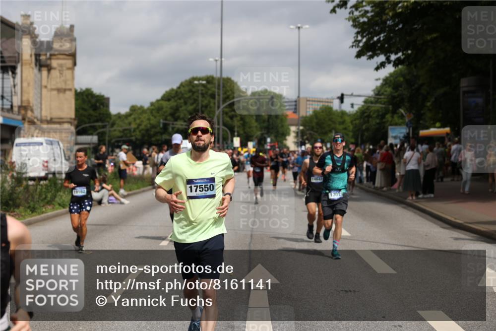 29.06.2025 - hella hamburg halbmarathon Yannick Fuchs http://msf.ph/oto/8161141 29.06.2025 10:59:24 20KM 1249, 1702, 1733, 1781, 1790, 1863, 2782, 2979, 3328, 4227, 4307, 4499, 4985, 5073, 6174, 6489, 6590, 7760, 7888, 8219, 8423, 8578, 8917, 8960, 9526, 9736, 9737, 10742, 10781, 11027, 11614, 11784, 11917, 12473, 13184, 13221, 13481, 13533, 13566, 13932, 14642, 15915, 16989, 17434, 17441, 17550, 18128, 18178, 18324, 18732, 18754, 18796, 19162 meine-sportfotos.de