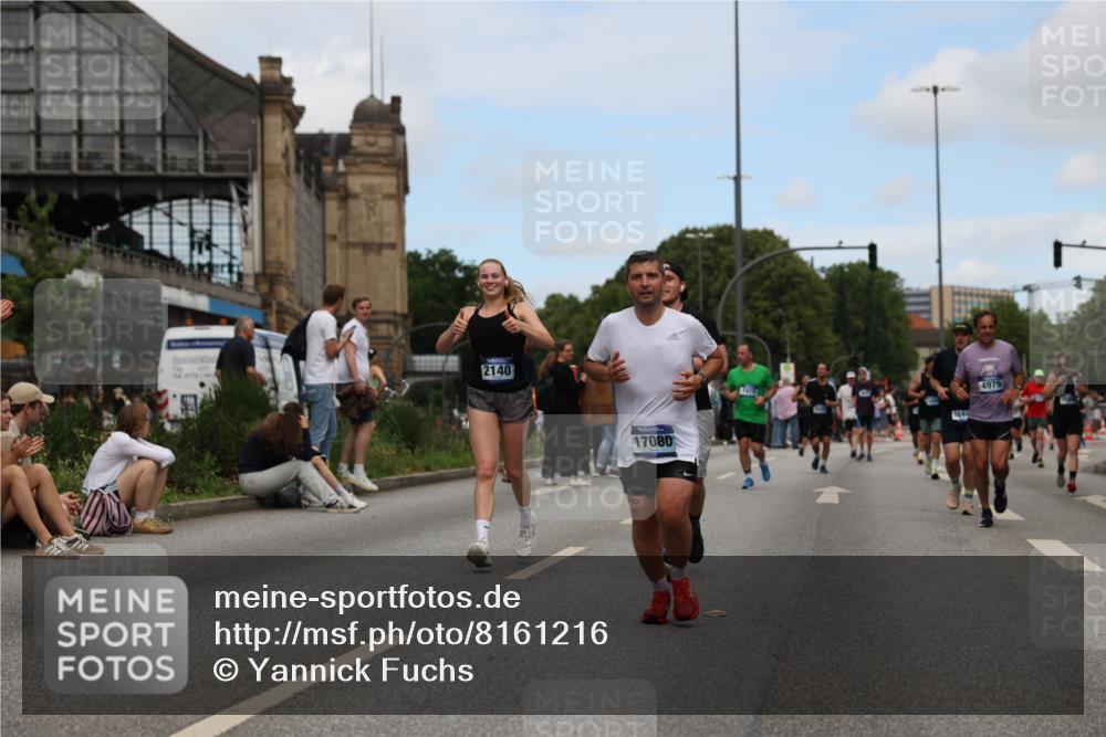 29.06.2025 - hella hamburg halbmarathon Yannick Fuchs http://msf.ph/oto/8161216 29.06.2025 11:17:32 20KM 1419, 1963, 2140, 2306, 2351, 2529, 2688, 3458, 3464, 3466, 4697, 4979, 5493, 5939, 6102, 6546, 7114, 7115, 8387, 8778, 9301, 9722, 9855, 11110, 12628, 15445, 15505, 15952, 15955, 16631, 17080, 17147, 17490, 18611, 18685, 18962 meine-sportfotos.de