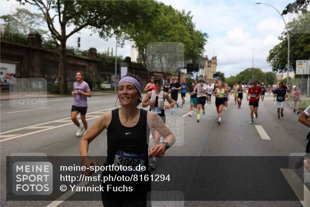 29.06.2025 - hella hamburg halbmarathon Yannick Fuchs http://msf.ph/oto/8161294 29.06.2025 10:38:59 20KM 1057, 1391, 1413, 1468, 1697, 1782, 1902, 1941, 2415, 3004, 3098, 3305, 4691, 4991, 5884, 7322, 7710, 8928, 9159, 9302, 10596, 11809, 12159, 12711, 13123, 13975, 14351, 14464, 14667, 14686, 14687, 14703, 14816, 15185, 16506, 17097, 17406, 18539, 18560, 18806, 19207 meine-sportfotos.de