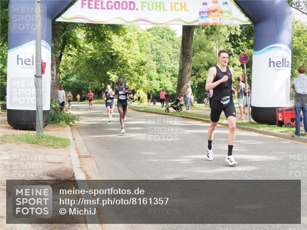 29.06.2025 - hella hamburg halbmarathon MichiJ http://msf.ph/oto/8161357 29.06.2025 10:11:28 Zwischen KM18-KM19 6530, 12373, 15526, 19075 meine-sportfotos.de