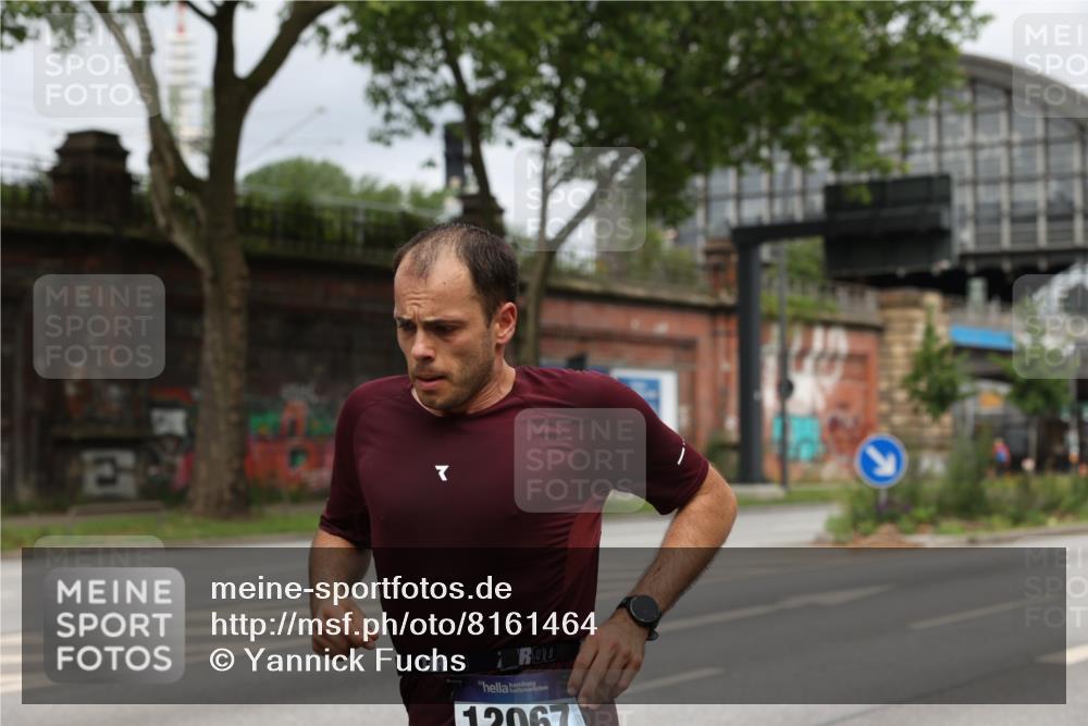 29.06.2025 - hella hamburg halbmarathon Yannick Fuchs http://msf.ph/oto/8161464 29.06.2025 10:20:55 20KM 4338, 9767, 10468, 11228, 12067, 13346, 14107, 17003 meine-sportfotos.de
