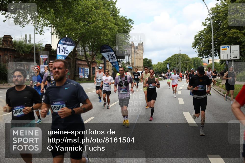 29.06.2025 - hella hamburg halbmarathon Yannick Fuchs http://msf.ph/oto/8161504 29.06.2025 10:39:01 20KM 1057, 1391, 1413, 1468, 1520, 1697, 1782, 1941, 2415, 3098, 3305, 4691, 4991, 5884, 7322, 7710, 8928, 9302, 10596, 11809, 12159, 12711, 13123, 13975, 14351, 14464, 14686, 14687, 14703, 14816, 16506, 17097, 17120, 17406, 18539, 18560, 18806, 19207 meine-sportfotos.de