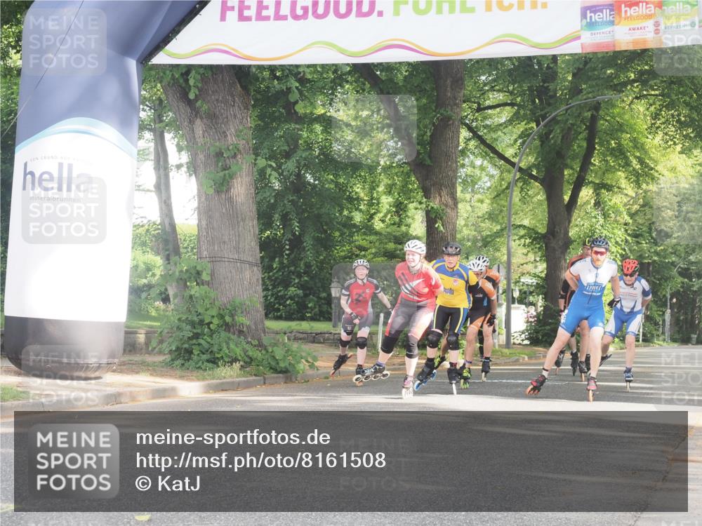 29.06.2025 - hella hamburg halbmarathon KatJ http://msf.ph/oto/8161508 29.06.2025 09:10:56 Zwischen KM18-KM19  meine-sportfotos.de