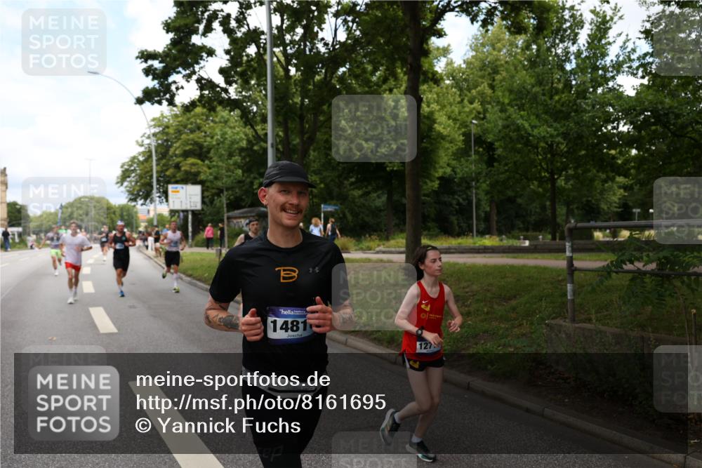 29.06.2025 - hella hamburg halbmarathon Yannick Fuchs http://msf.ph/oto/8161695 29.06.2025 10:39:03 20KM 1057, 1413, 1468, 1520, 1697, 1782, 1941, 2415, 2970, 3098, 3305, 4691, 4991, 5884, 7710, 8928, 9302, 11809, 12159, 12711, 13123, 13975, 14351, 14464, 14686, 14687, 14703, 14816, 16058, 16506, 17097, 17120, 17406, 18539, 18560, 18806, 19207 meine-sportfotos.de