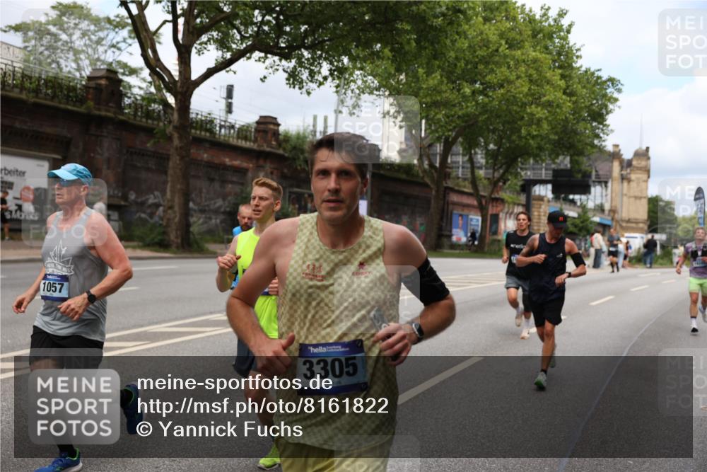 29.06.2025 - hella hamburg halbmarathon Yannick Fuchs http://msf.ph/oto/8161822 29.06.2025 10:39:04 20KM 1057, 1413, 1468, 1520, 1697, 1782, 1941, 2415, 2890, 2970, 3098, 3305, 4270, 4691, 7710, 8928, 9302, 11809, 12159, 12711, 13123, 13975, 14351, 14464, 14686, 14687, 14703, 14816, 15334, 16058, 17097, 17120, 17406, 18539, 18560, 18806, 19207 meine-sportfotos.de