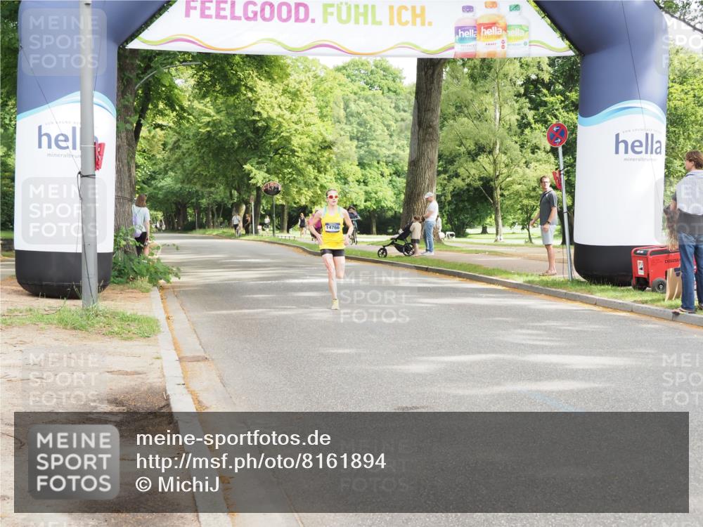 29.06.2025 - hella hamburg halbmarathon MichiJ http://msf.ph/oto/8161894 29.06.2025 10:11:42 Zwischen KM18-KM19 16120, 17402 meine-sportfotos.de