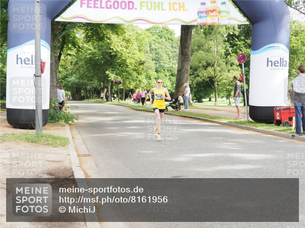 29.06.2025 - hella hamburg halbmarathon MichiJ http://msf.ph/oto/8161956 29.06.2025 10:11:42 Zwischen KM18-KM19 16120, 17402 meine-sportfotos.de