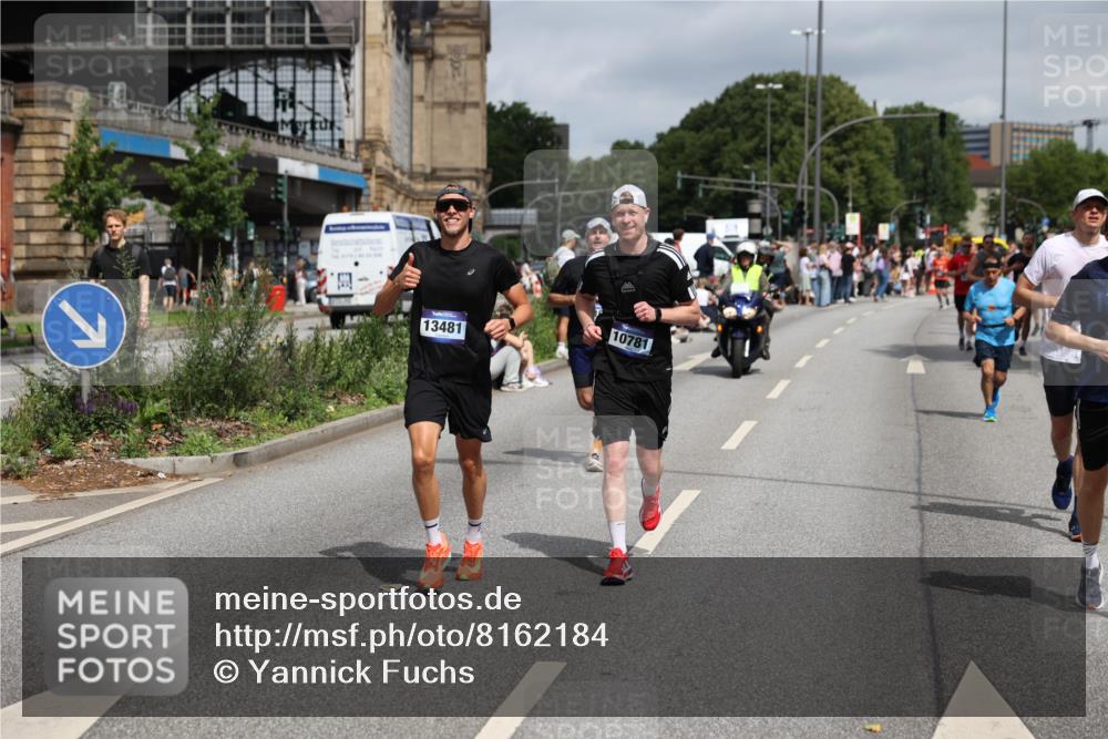 29.06.2025 - hella hamburg halbmarathon Yannick Fuchs http://msf.ph/oto/8162184 29.06.2025 10:59:37 20KM 1249, 1702, 1781, 1790, 2782, 4146, 4227, 4499, 5073, 5396, 5742, 7760, 7888, 8219, 8423, 8578, 8894, 8960, 9339, 9477, 9736, 9737, 9829, 10100, 10742, 10781, 11614, 13184, 13481, 13533, 13566, 14176, 14642, 15377, 16395, 16989, 17059, 17434, 17550, 18128, 18178, 18240, 18261, 18721, 19162 meine-sportfotos.de