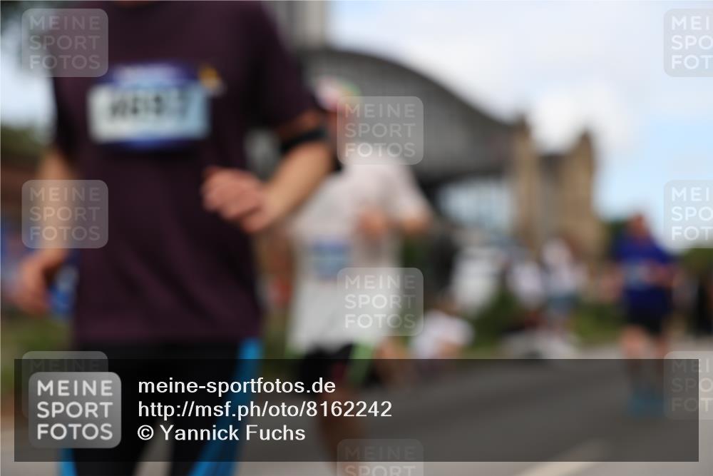 29.06.2025 - hella hamburg halbmarathon Yannick Fuchs http://msf.ph/oto/8162242 29.06.2025 11:17:47 20KM 1419, 2140, 2886, 2901, 3458, 4395, 4697, 4979, 5063, 5079, 6102, 6872, 7891, 8892, 9722, 10041, 10065, 11110, 11792, 11803, 12628, 13386, 13453, 13500, 14055, 14901, 14903, 15445, 15505, 15569, 15952, 15955, 16154, 16833, 17080, 17490, 17559, 18362, 18620, 18685 meine-sportfotos.de