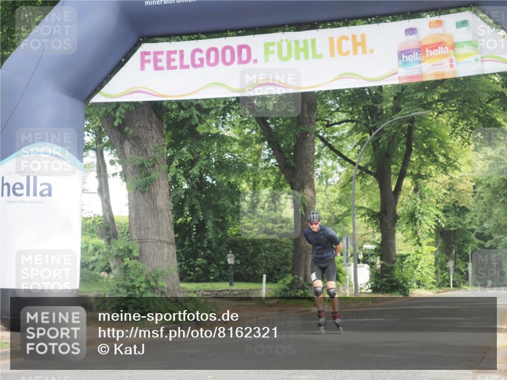 29.06.2025 - hella hamburg halbmarathon KatJ http://msf.ph/oto/8162321 29.06.2025 09:12:41 Zwischen KM18-KM19  meine-sportfotos.de