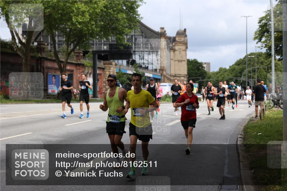 29.06.2025 - hella hamburg halbmarathon Yannick Fuchs http://msf.ph/oto/8162511 29.06.2025 10:39:32 20KM 1171, 1424, 2098, 2188, 2470, 2890, 2970, 3785, 3917, 4270, 4915, 4997, 5047, 5623, 6266, 6375, 6575, 6819, 7087, 7167, 7325, 7709, 7843, 8871, 9030, 9710, 9720, 10064, 10313, 10741, 11688, 12154, 12161, 12528, 12643, 12783, 13919, 15334, 15365, 15651, 15666, 15760, 16058, 16617, 16685, 16689, 16725, 16803, 16834, 17381, 17382, 17544, 17960, 18055, 18407, 18631, 18638, 18689, 18718, 19116 meine-sportfotos.de