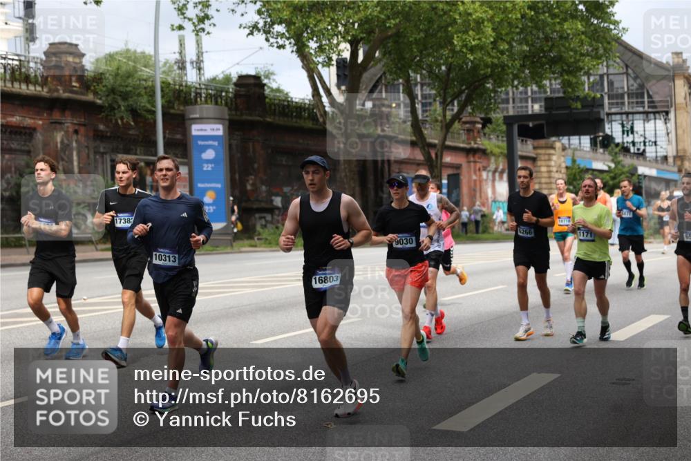 29.06.2025 - hella hamburg halbmarathon Yannick Fuchs http://msf.ph/oto/8162695 29.06.2025 10:39:36 20KM 1171, 1424, 2098, 2188, 2470, 3785, 3917, 4915, 4997, 5047, 5623, 5706, 6266, 6375, 6575, 6819, 6831, 7087, 7167, 7325, 7709, 7843, 8871, 9030, 9105, 9710, 9720, 10064, 10313, 10741, 11291, 11688, 12154, 12161, 12528, 12643, 12783, 13919, 15365, 15651, 15666, 15760, 16617, 16685, 16689, 16725, 16803, 16834, 17381, 17382, 17544, 17960, 18055, 18185, 18407, 18631, 18638, 18689, 18718, 18862, 19116 meine-sportfotos.de